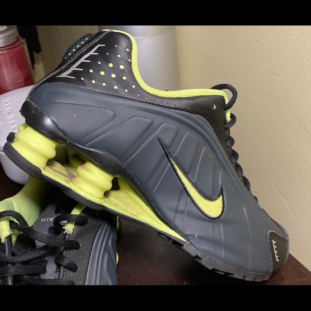 COPY - Nike R4 Shox